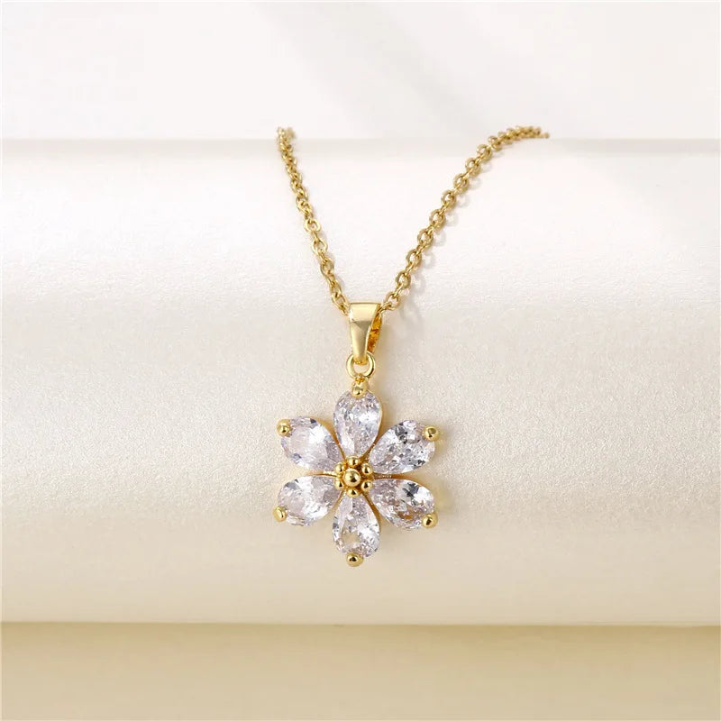 New Korean Fashion Zircon Crystal Pendant Stainless Steel Necklace For Women Sweet Sexy Ladies Wedding Jewelry Female Neck Chain