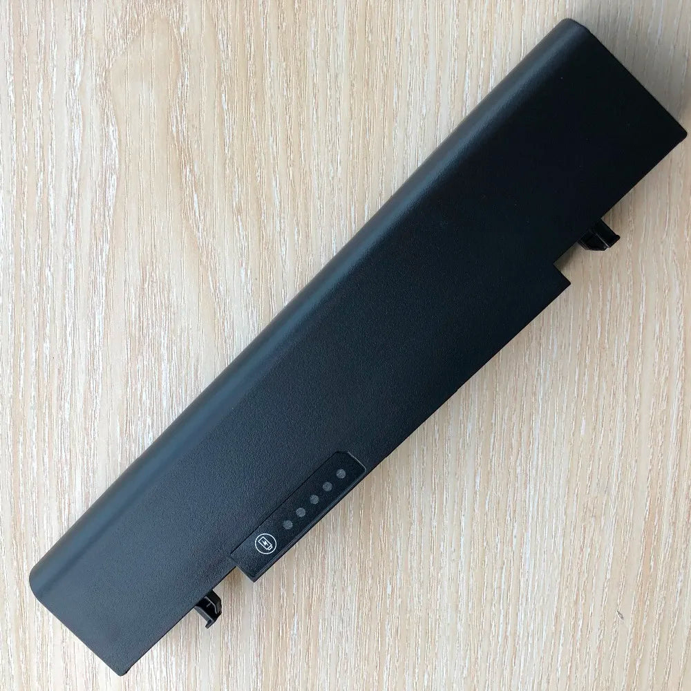 Laptop battery For SamSung AA-PB9NC6B AA-PB9NS6B AA-PB9NC6W AA-PL9NC6W R428 R429 R468 NP300 NP350 RV410 RV509 R530 R580